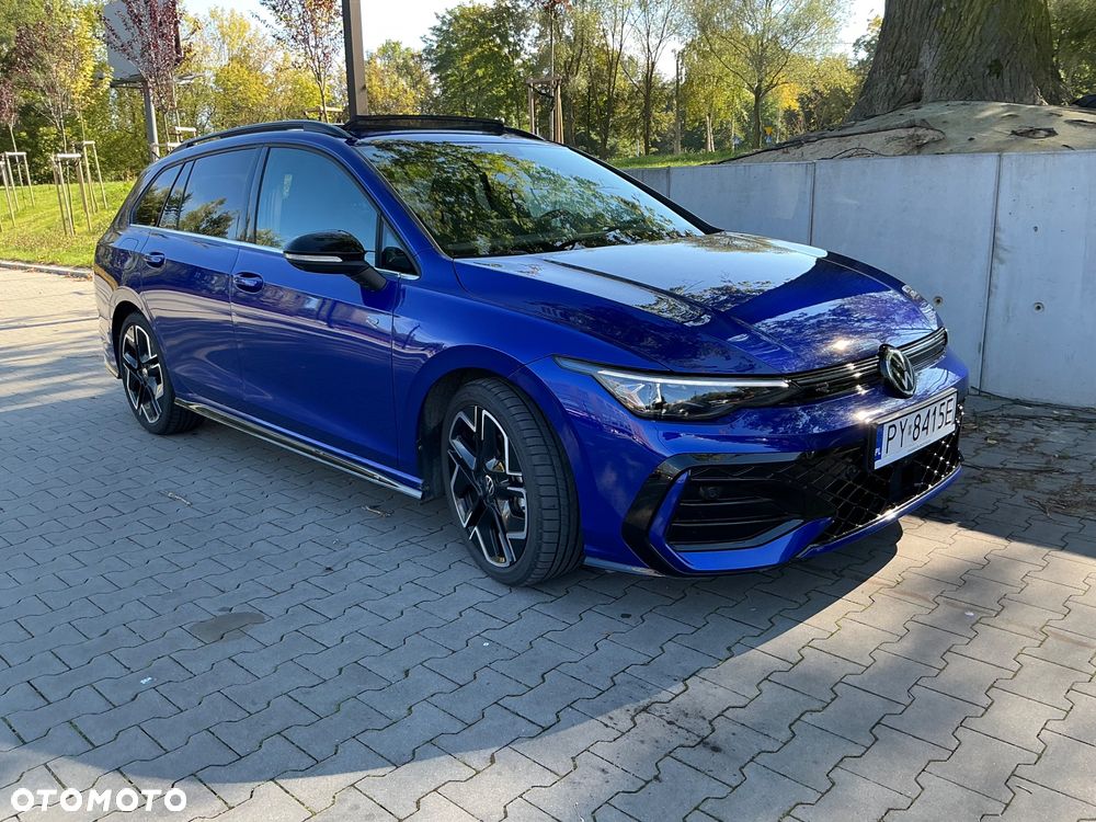 Volkswagen Golf - 6