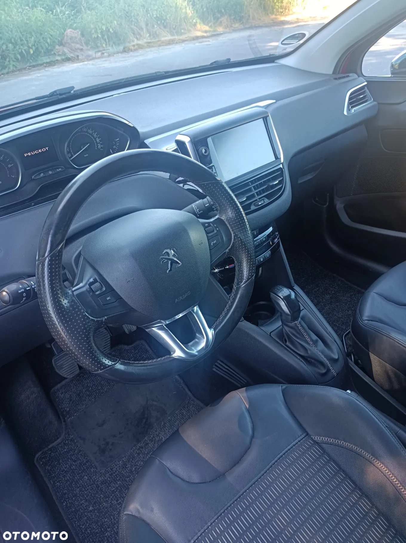 Peugeot 208 1.6 VTi Allure - 9