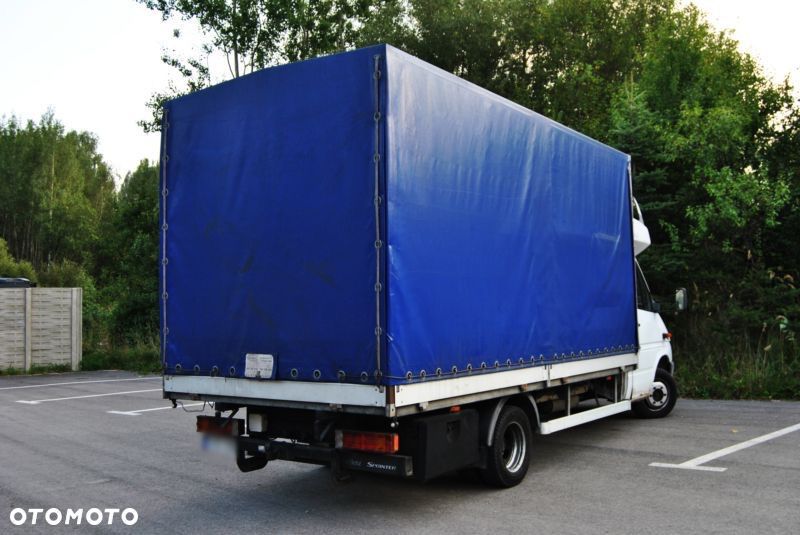 Mercedes-Benz Sprinter - 3