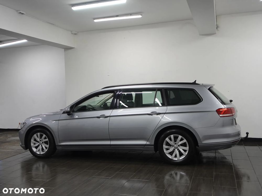 Volkswagen Passat - 6