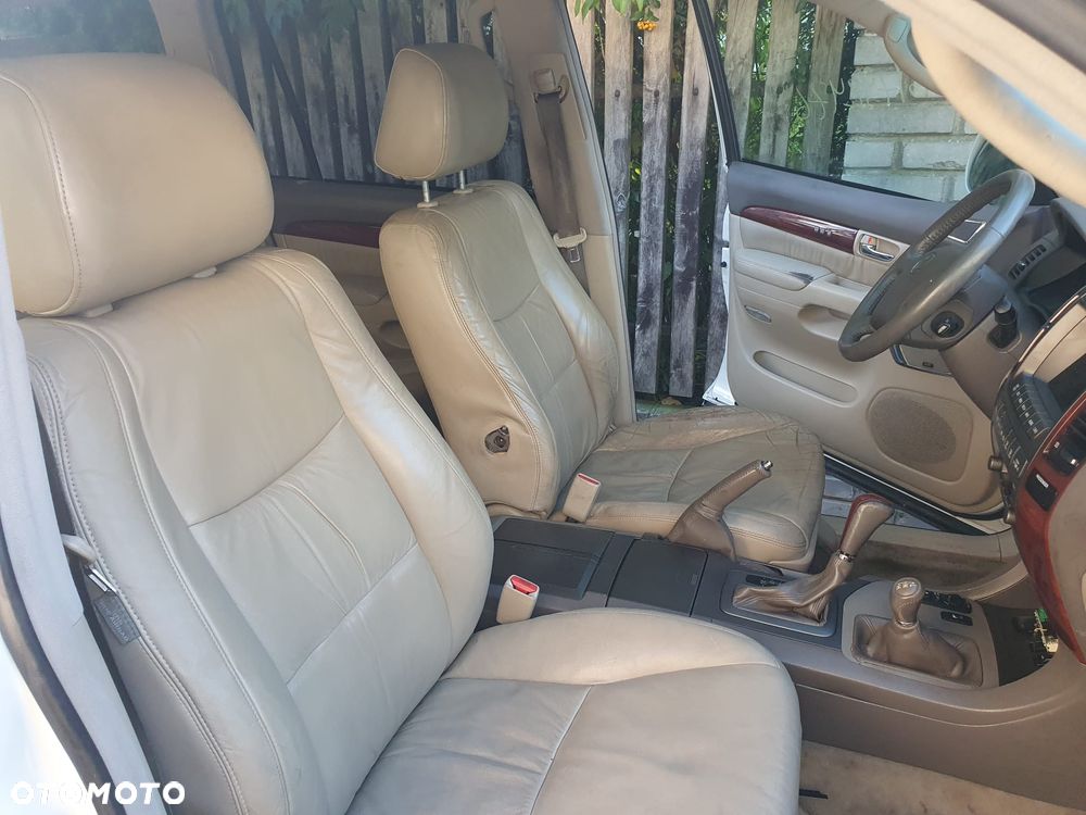 Lexus GX Standard - 11