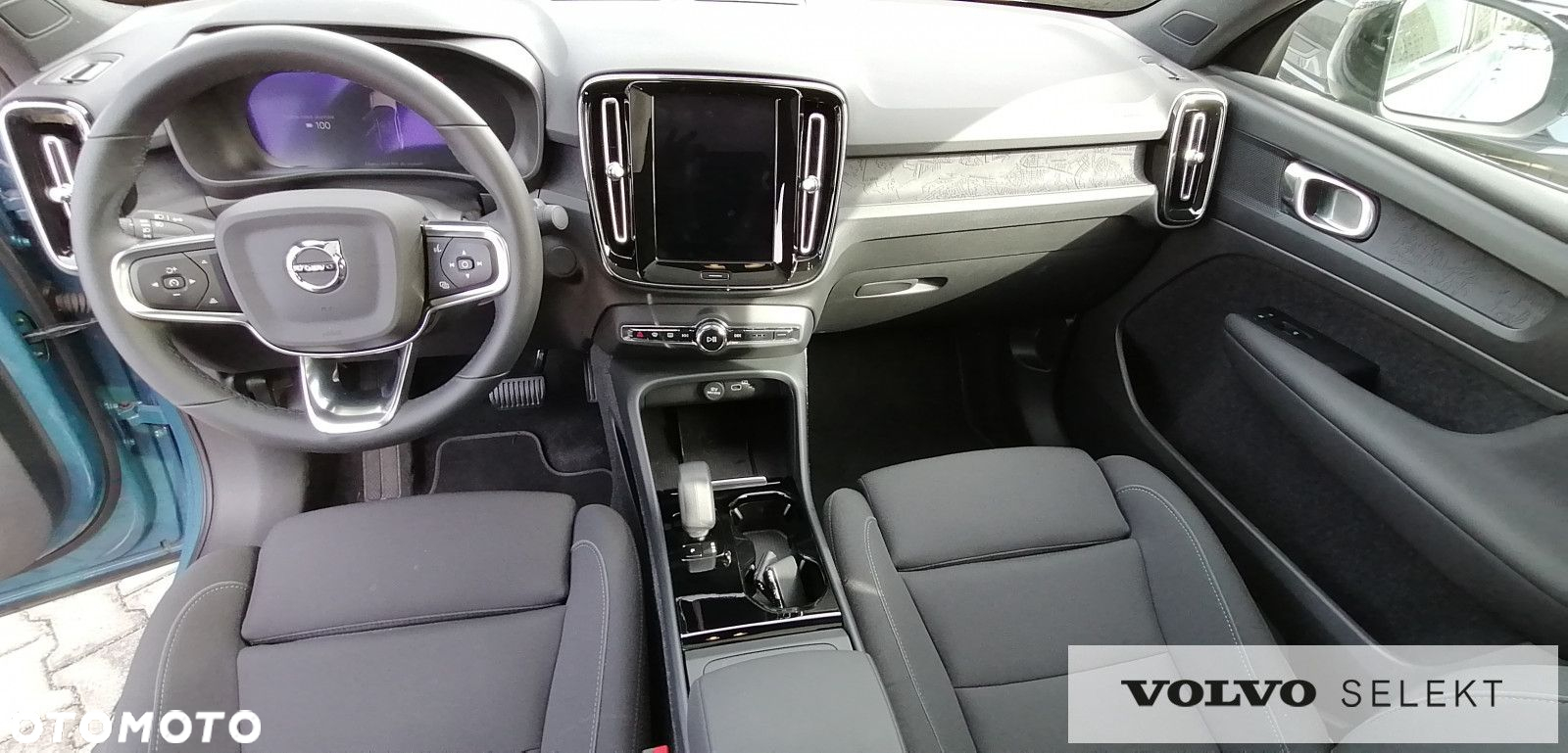 Volvo C40 - 13