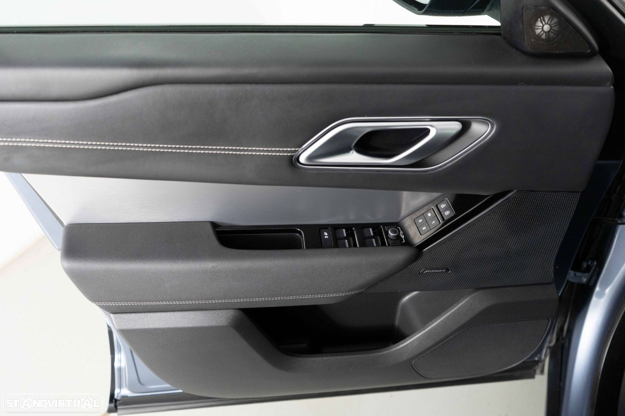 Land Rover Range Rover Velar 2.0 P400e AWD R-Dynamic SE - 20