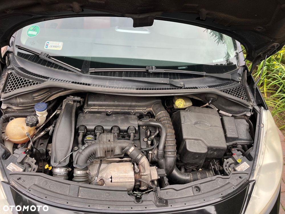 Peugeot 207 1.6 Turbo Sport - 5