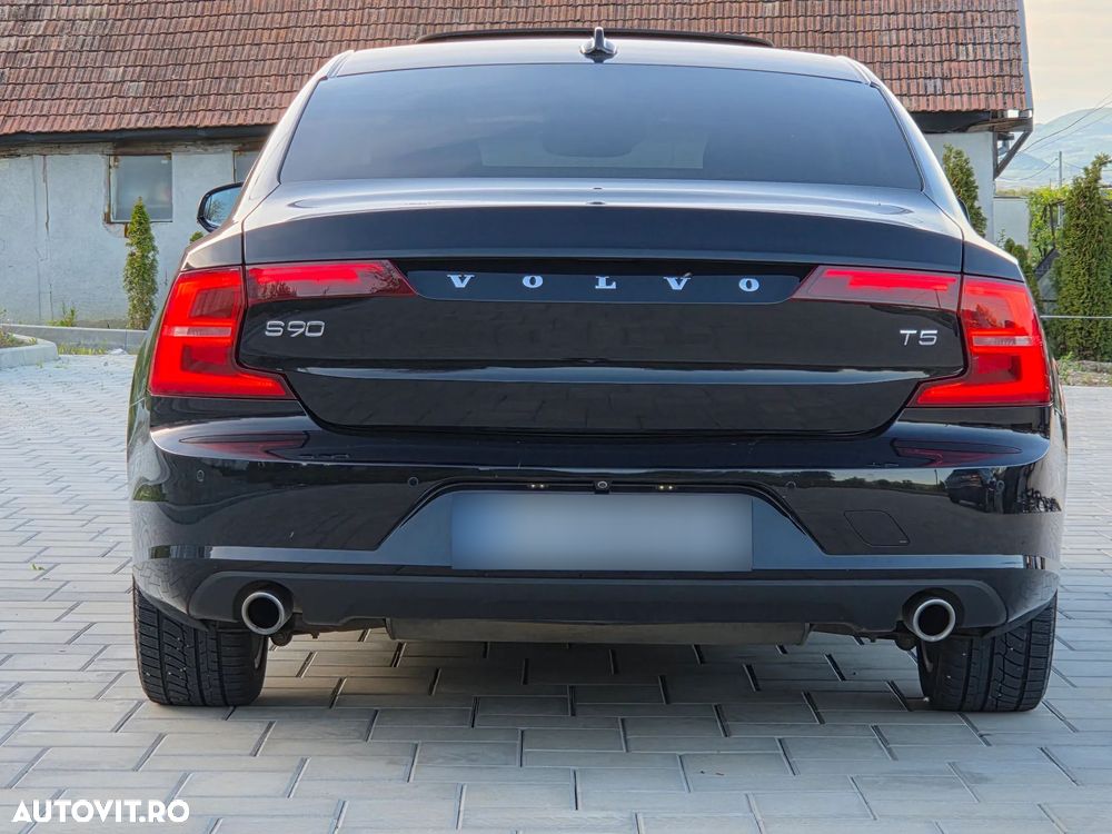 Volvo S90 - 10