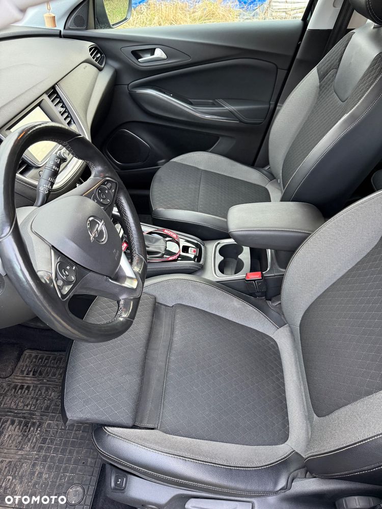 Opel Grandland X 1.6 T Innovation S&S - 8