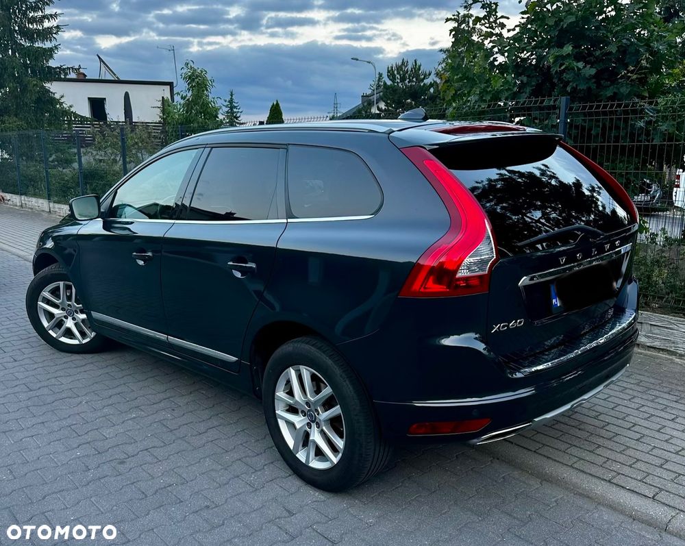 Volvo XC 60 D4 Momentum Pro - 19
