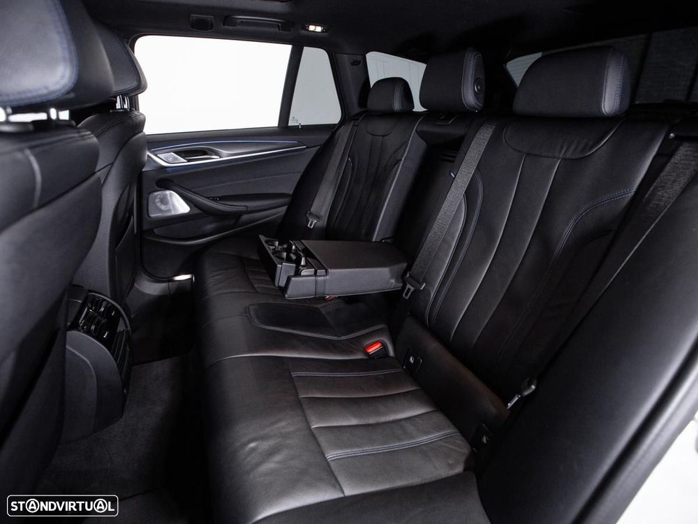 BMW 530 - 13