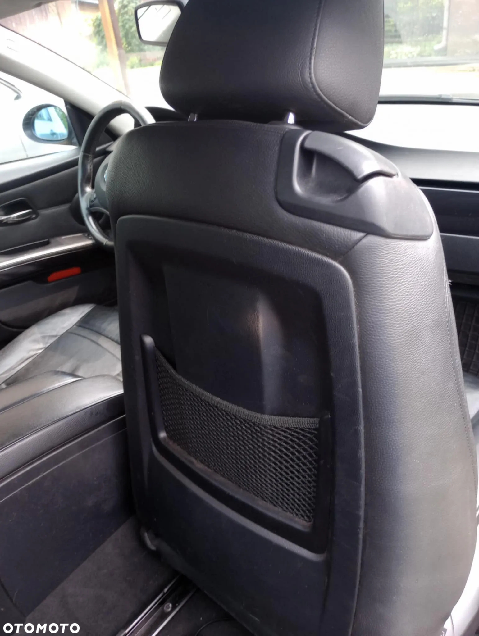 BMW Seria 3 325i Coupe - 10