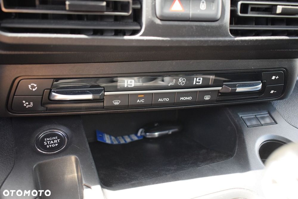 Toyota Proace City Verso 1.5 D-4D Family - 23