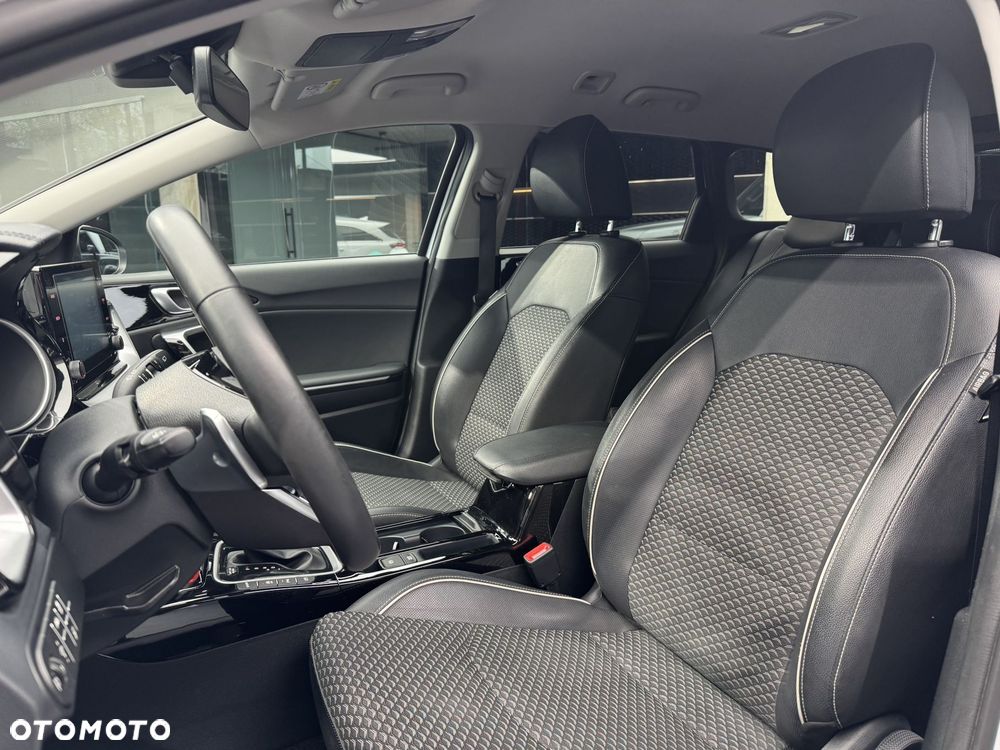 Kia Ceed 1.5 T-GDI L DCT - 12