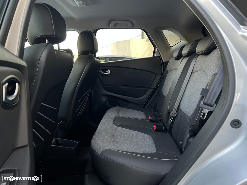 Renault Captur 0.9 TCE Exclusive - 26