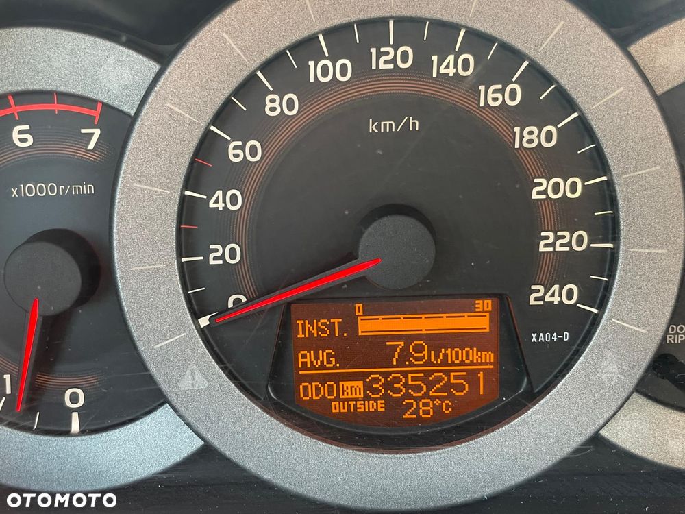 Toyota RAV4 - 11