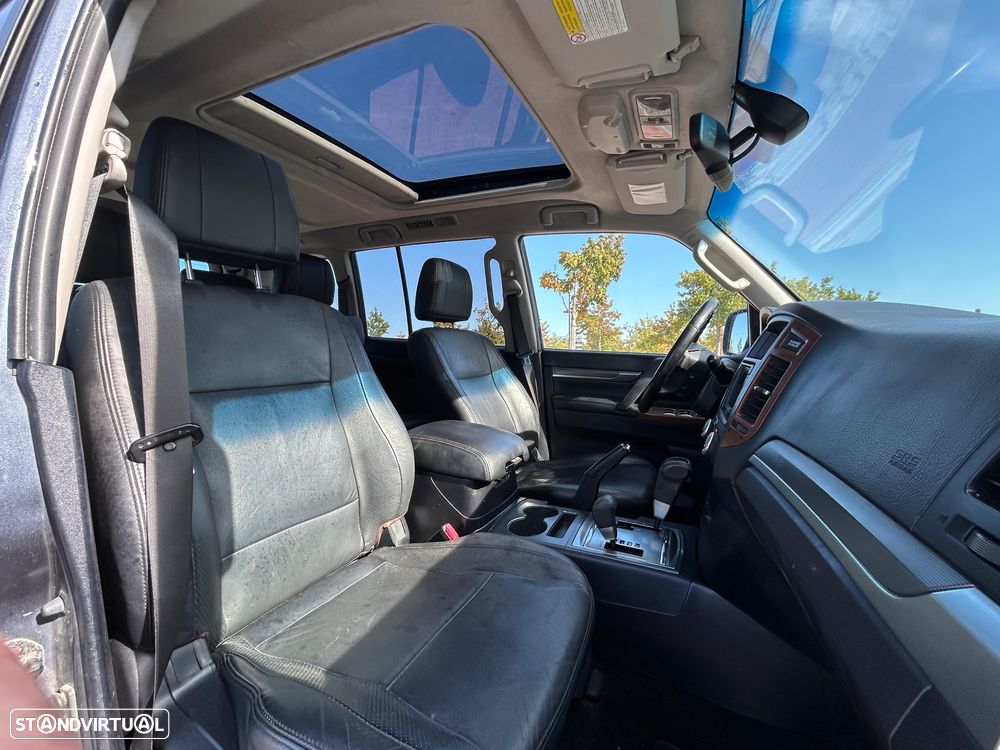 Mitsubishi Pajero 3.2 DI-D Auto Instyle - 14