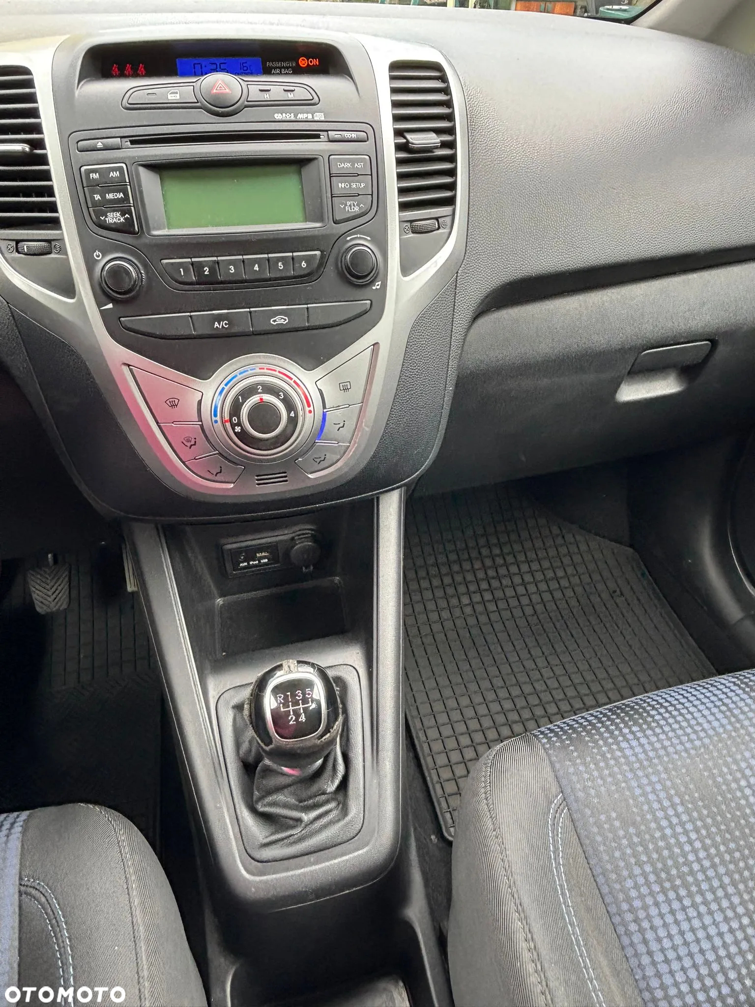 Hyundai ix20 - 13
