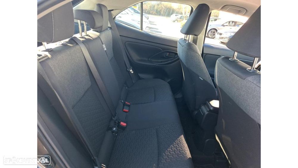 Toyota Yaris Cross 1.5 HDF Comfort Plus - 8