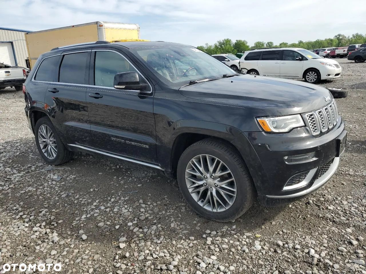Jeep Grand Cherokee - 1