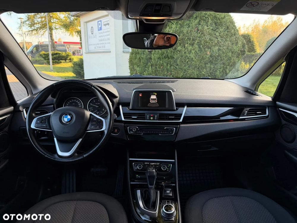 BMW Seria 2 220d Active Tourer xDrive Sport-Aut Sport Line - 5