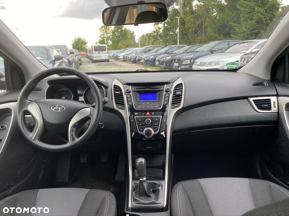 Hyundai i30 1.4 Fifa World Cup Edition - 30