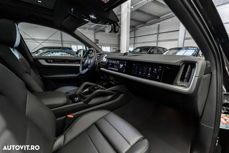 Porsche Cayenne - 12