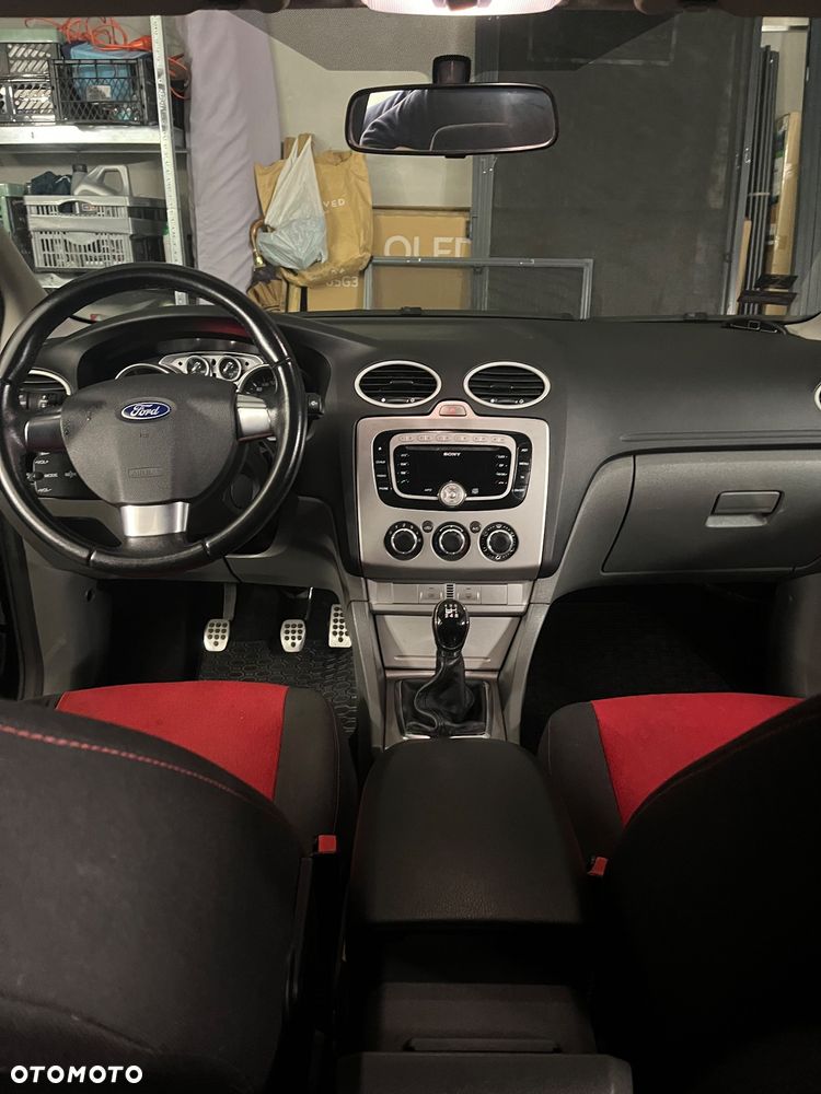 Ford Focus 1.6 Gold X - 16