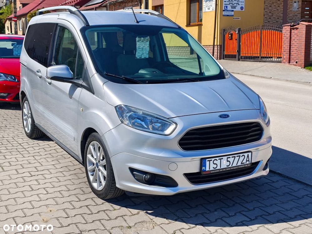 Ford Tourneo Courier 1.5 TDCi Titanium - 3