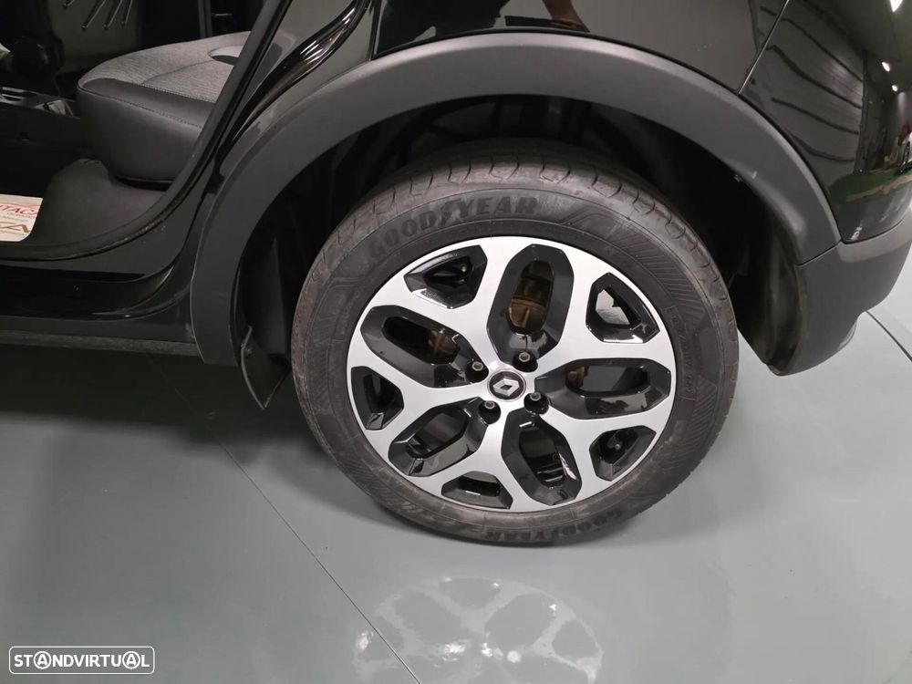 Renault Captur - 19