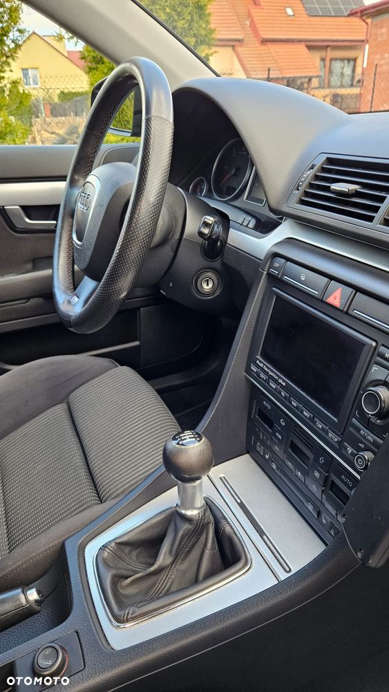 Audi A4 Limousine 2.0 TDI - 9