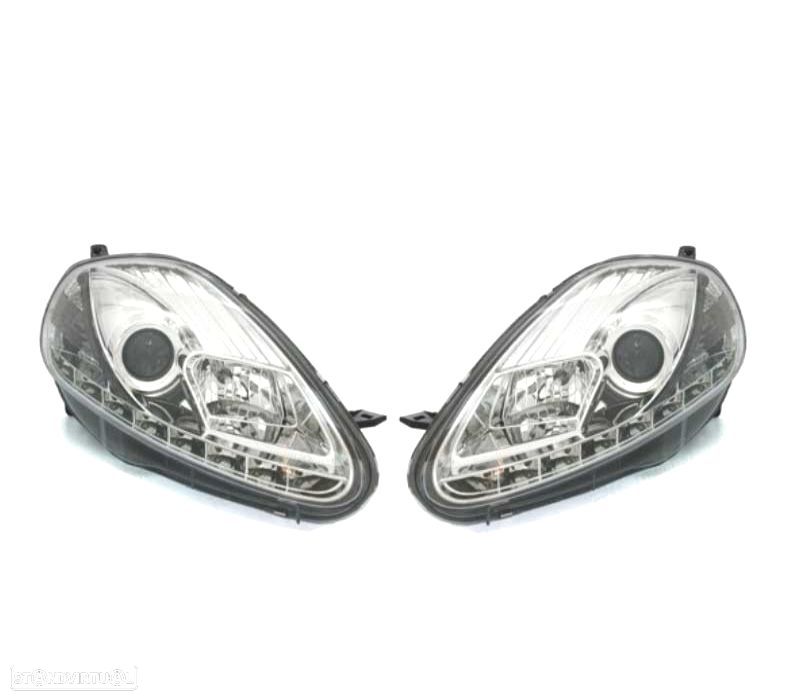 FARÓIS FRONTAIS FIAT GRANDE PUNTO 05-08 LUZ DIURNA FUNDO CROMADO - 1