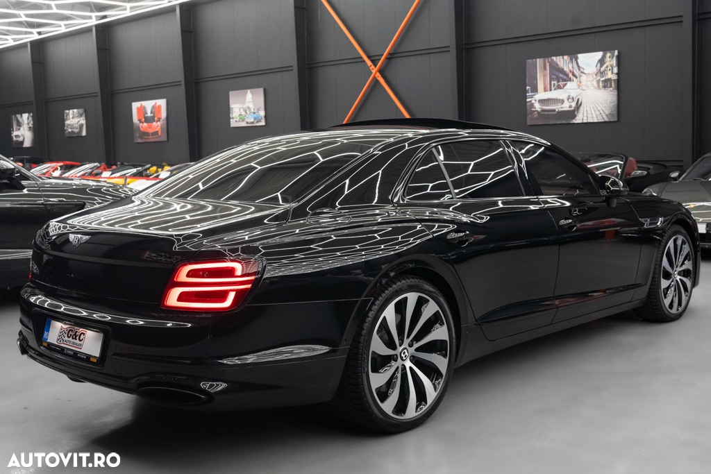 Bentley Flying Spur - 29