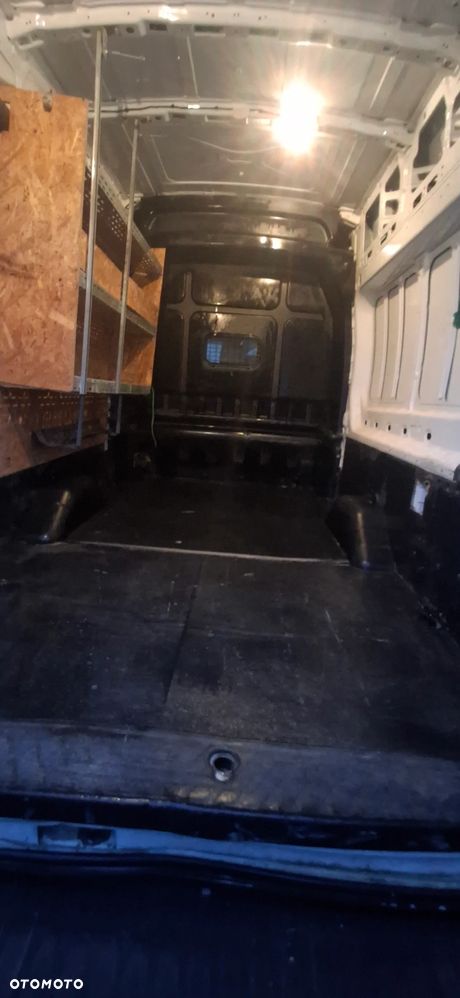 Ford Transit - 17