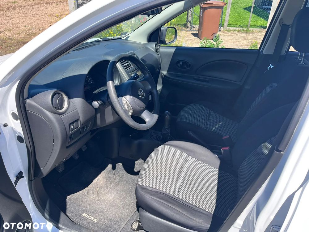 Nissan Micra - 2