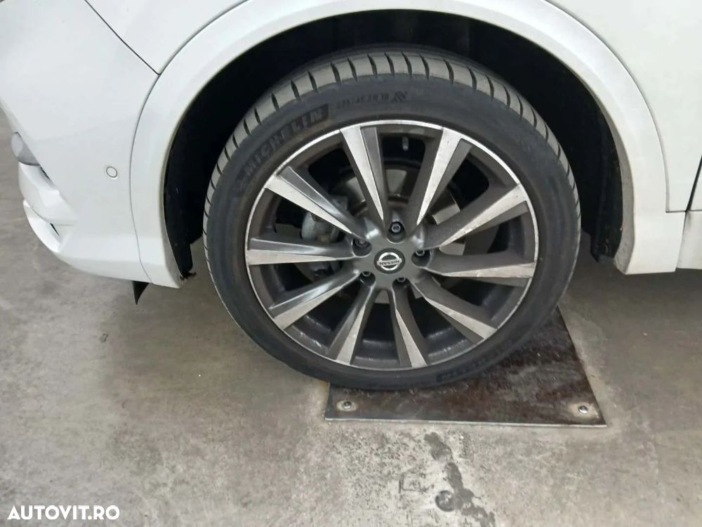 Nissan Qashqai 1.7 dCi Xtronic ALL-MODE 4x4i TEKNA+ - 18