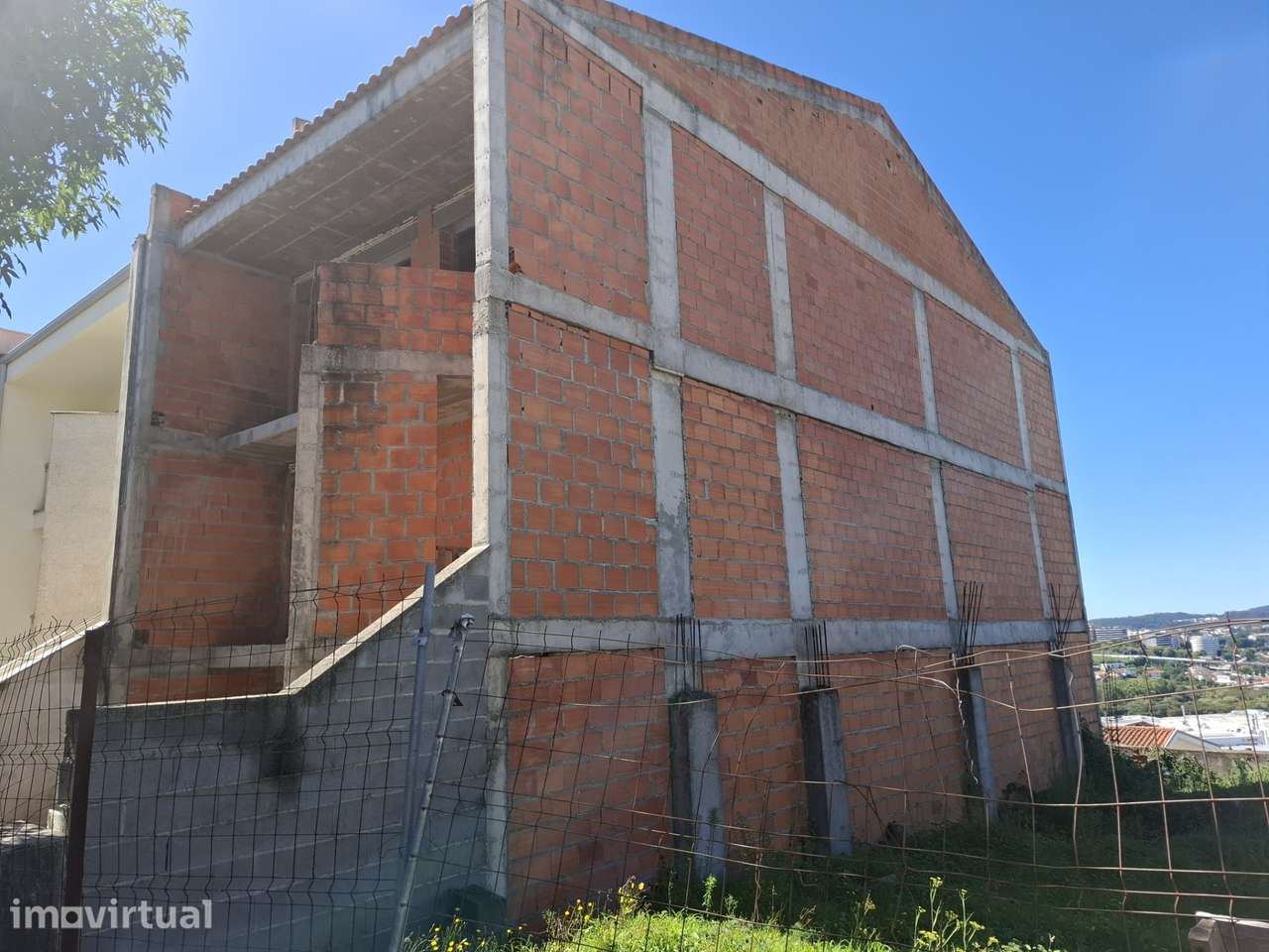 Moradia Banda Lomar - Grande imagem: 2/6