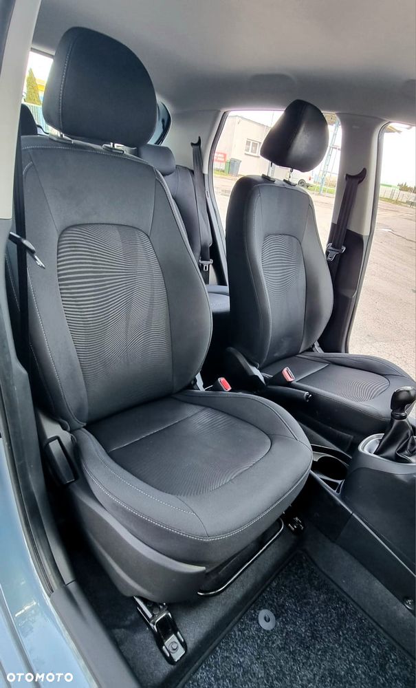 Hyundai i10 - 16