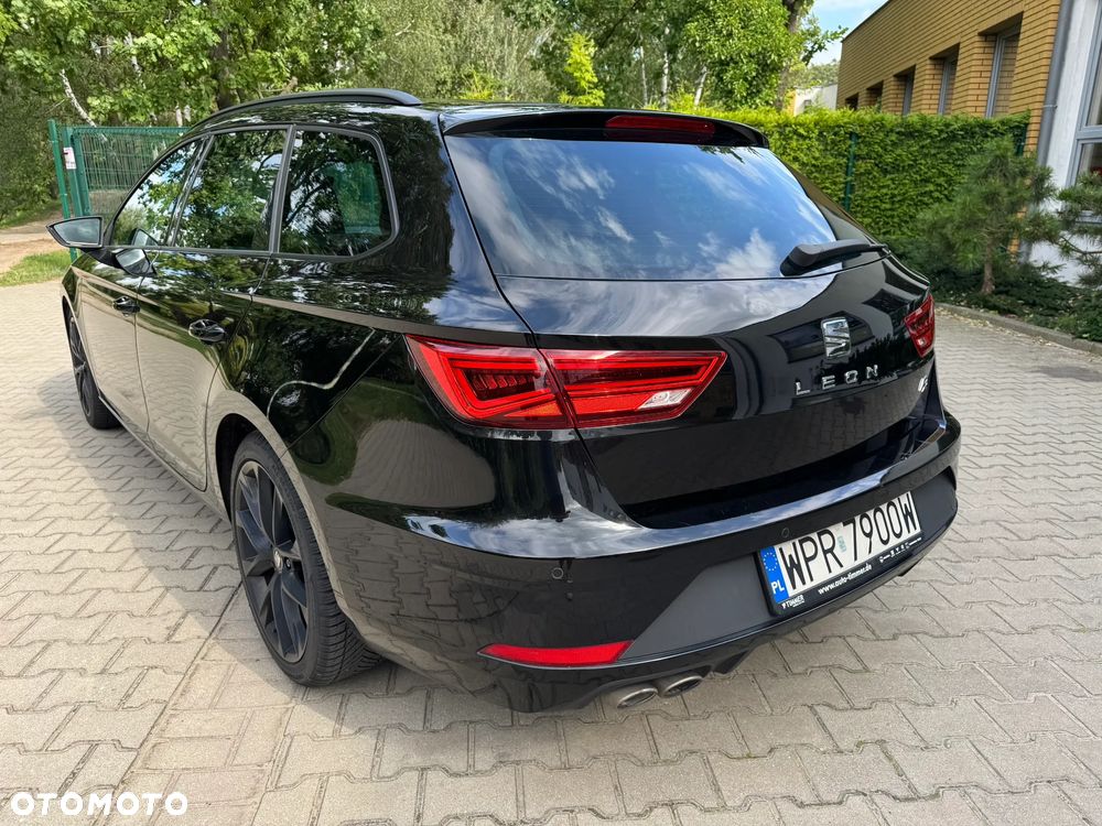 Seat Leon 2.0 TDI DPF DSG FR Black Matt Edition - 11