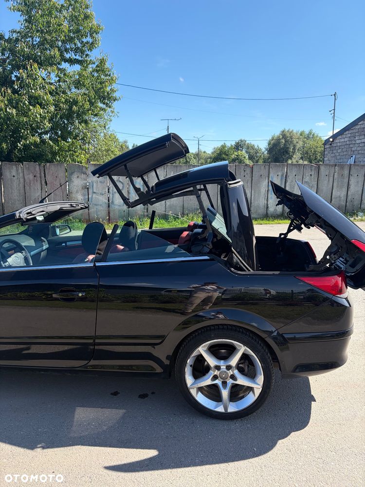 Opel Astra 1.6 Turbo Cosmo - 3