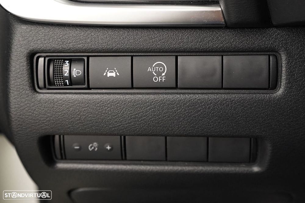 Nissan Qashqai 1.3 DIG-T N-Connecta Xtronic - 19