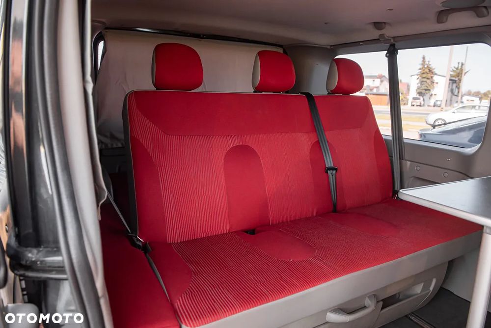 Opel Vivaro - 19