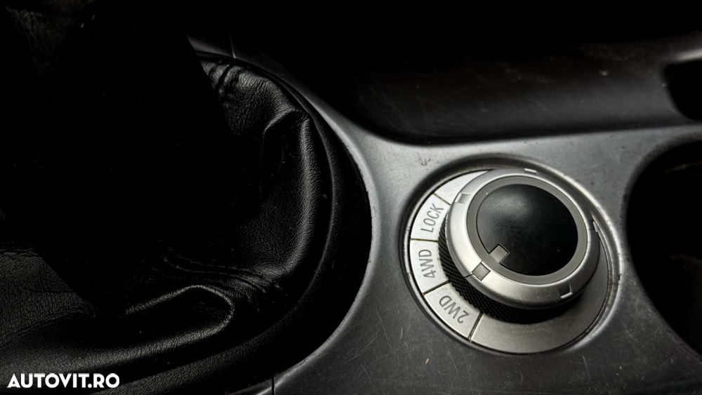 Mitsubishi Outlander - 15