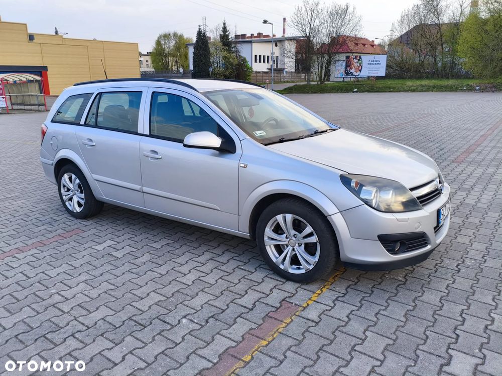Opel Astra 1.9 CDTI DPF Automatik Cosmo - 2