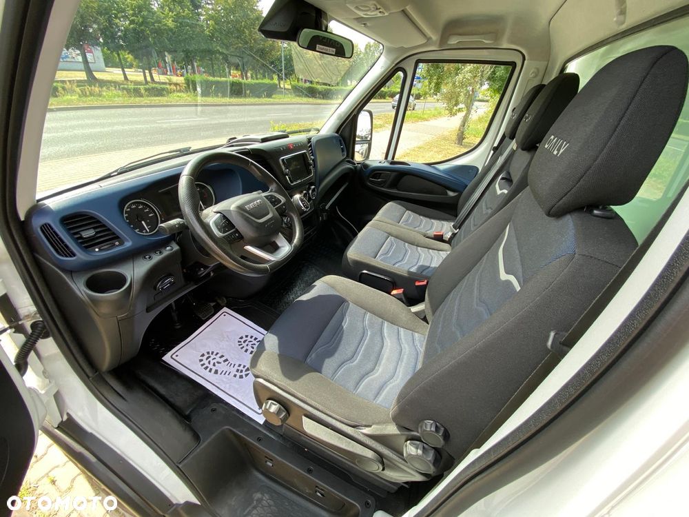 Iveco DAILY 35-160 HI-MATIC KONTENER 8 PALET WINDA ZEPRO - 27