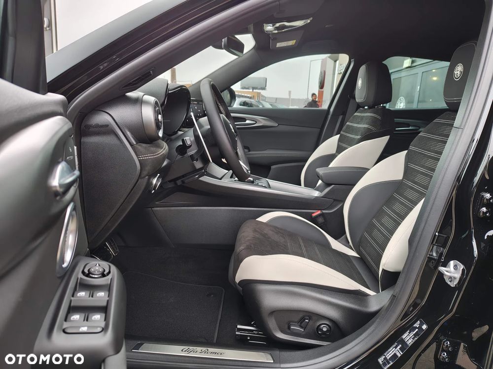 Alfa Romeo Tonale 1.5 T4 GSE mHEV Sport Speciale DCT - 8