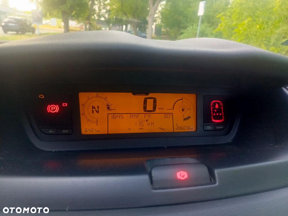 Citroën C4 Picasso 2.0 16V Exclusive - 11