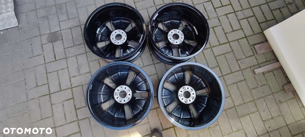 FELGI ALUMINIOWE STOPNIOWANE 5x112 2x 8Jx19 CALI  ET34 2934011200 2x 7,5Jx 19 CALI ET32 fi 66,6 MERCEDES EQC GLA GLC  4 SZTUKI KOMPLET - 16