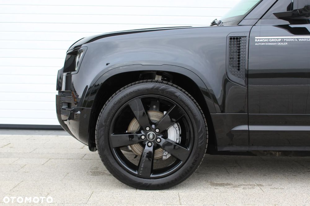 Land Rover Defender - 8