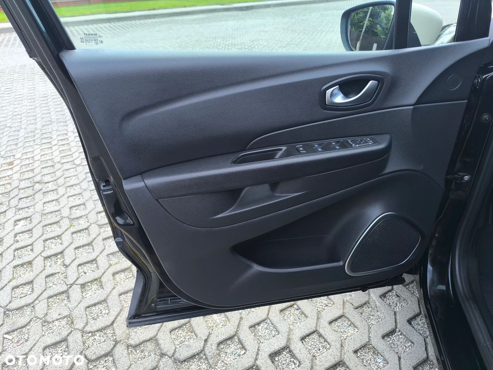 Renault Captur 0.9 Energy TCe Limited - 24