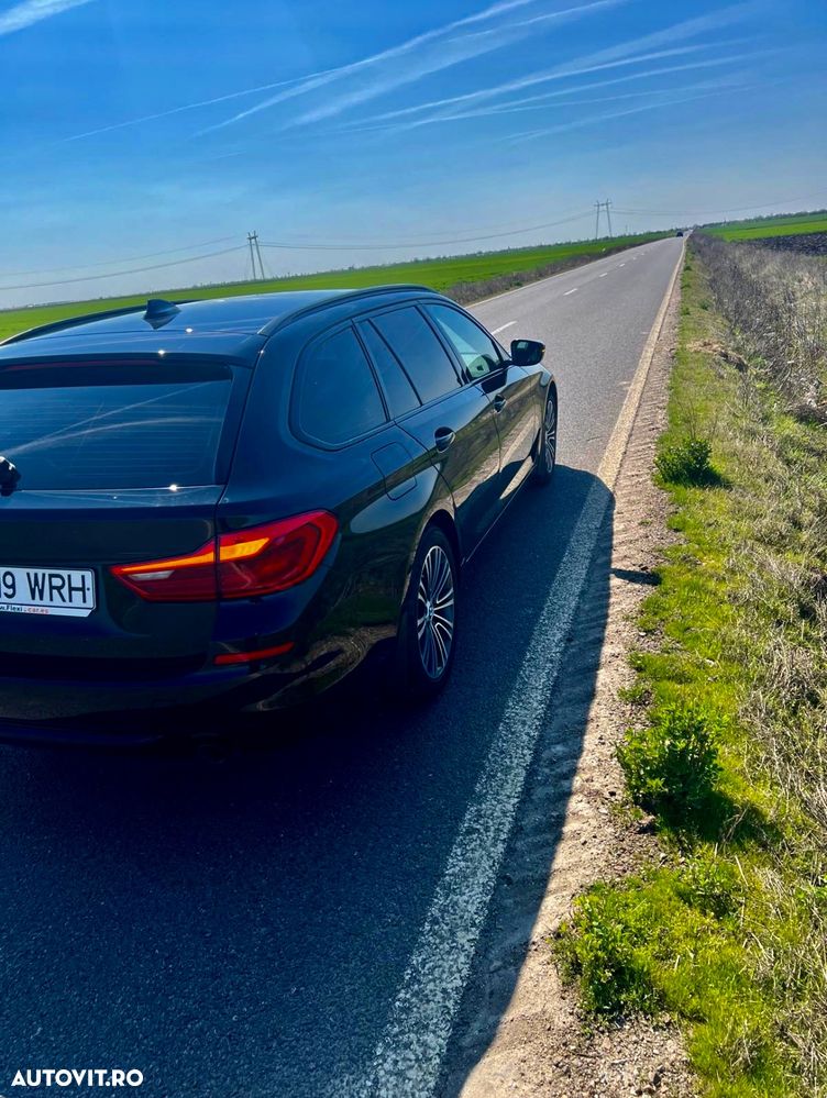 BMW Seria 5 530d xDrive AT - 2