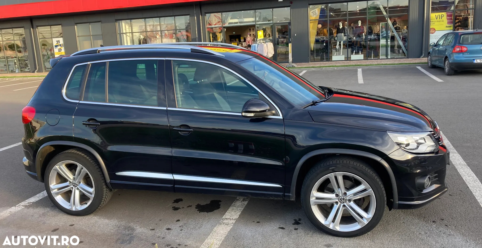Volkswagen Tiguan - 3