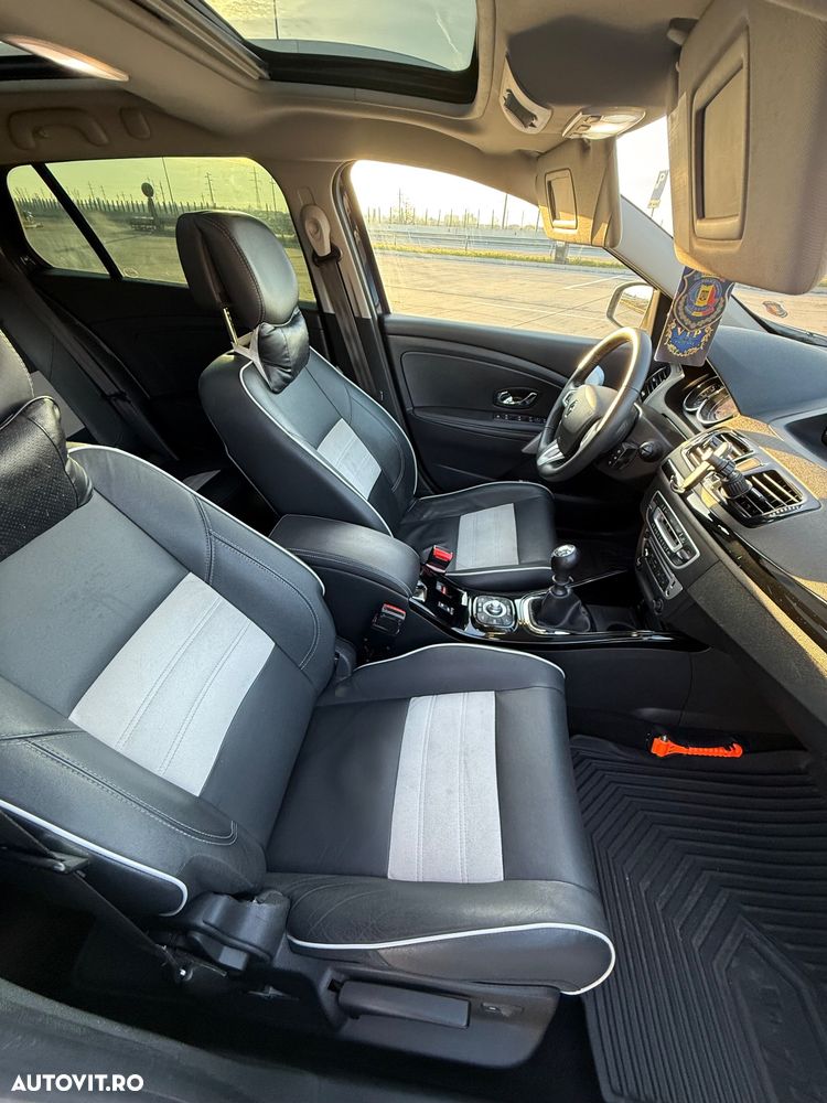 Renault Megane ENERGY dCi 110 Start & Stop Bose Edition - 10